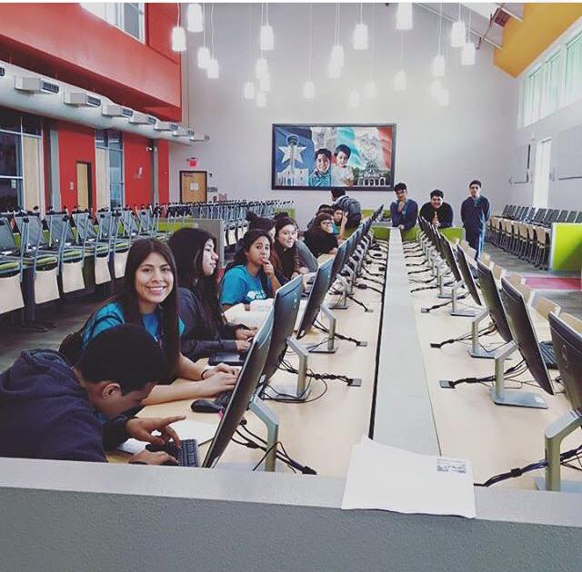 computerlab ECHS students in the Palo Alto Computer Lab